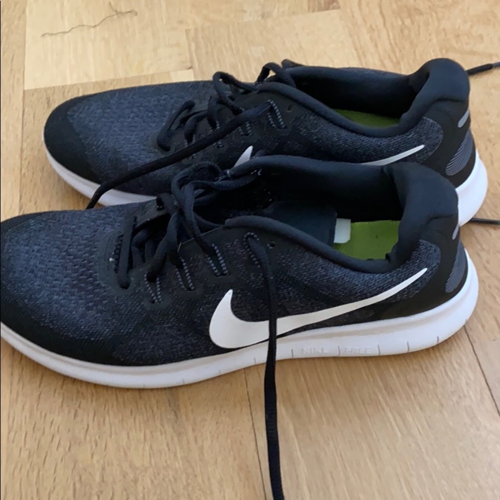 NIKE FREE RUNS - Picture 4 of 4